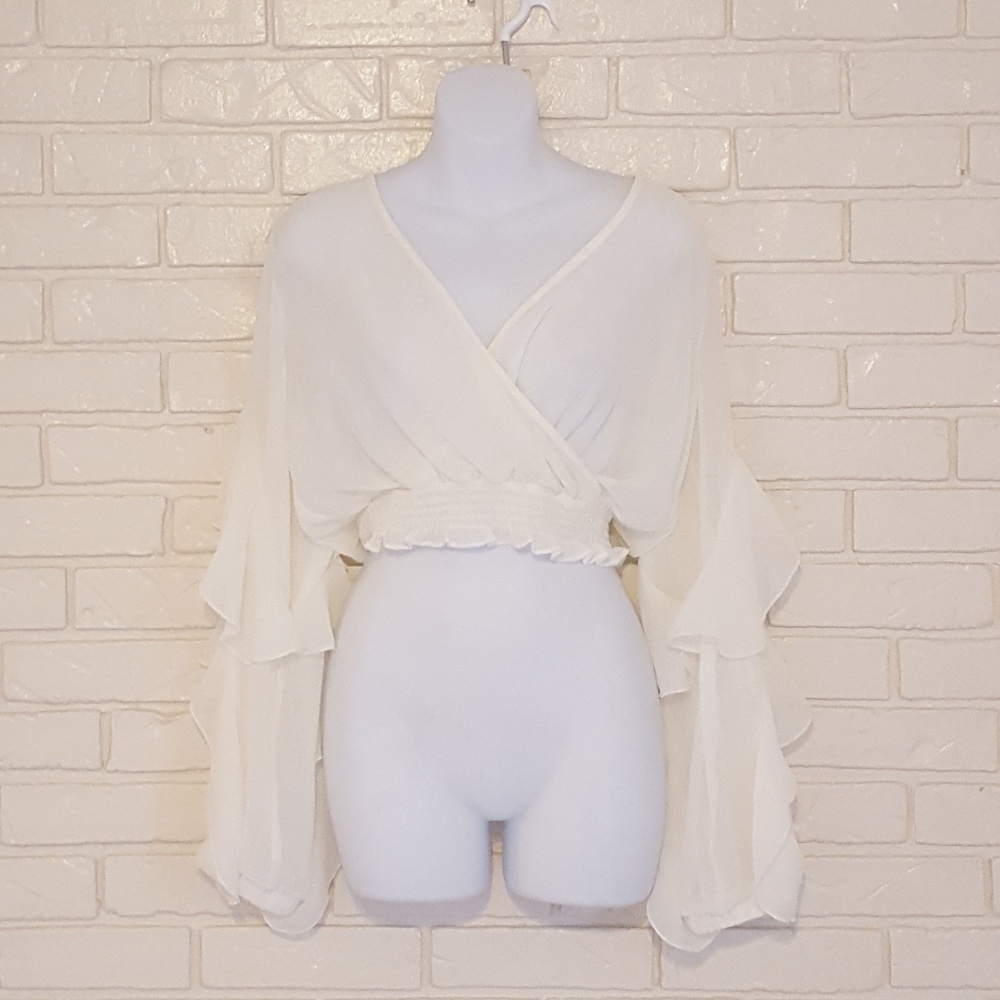 Ella Rae Top size Large NWT